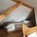 In With Swimming Pool * プフロンテン